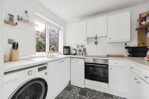 undefined, Kinnaird Close, Slough