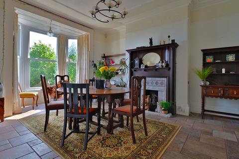 8 Lower Port View, Saltash, PL12 4BY