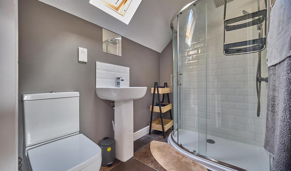 En suite Shower Room