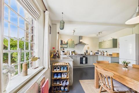2 bedroom detached house for sale, 45 Wash Green, Wirksworth DE4