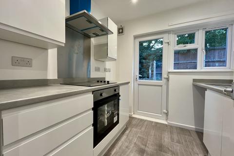 1 bedroom flat to rent, Kariba Court, PETERBOROUGH PE2