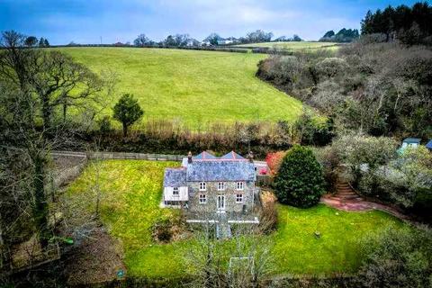 6 bedroom detached house for sale, Woodcocks Wells & Woodberry Cottage, Carmarthen Road, Kilgetty