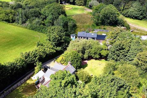 6 bedroom detached house for sale, Woodcocks Wells & Woodberry Cottage, Carmarthen Road, Kilgetty