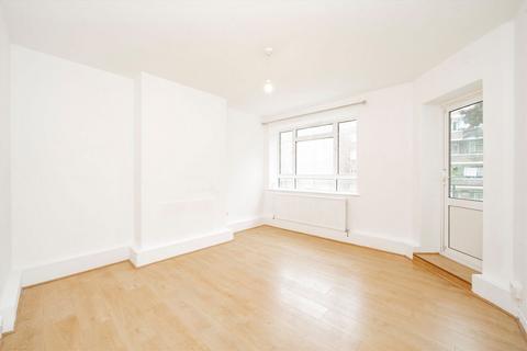 2 bedroom flat for sale, White City Estate, London W12