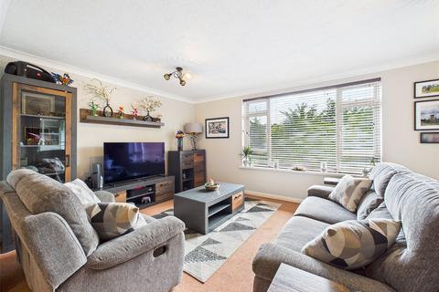 2 bedroom apartment for sale, Fairway Drive, Christchurch, Dorset, BH23