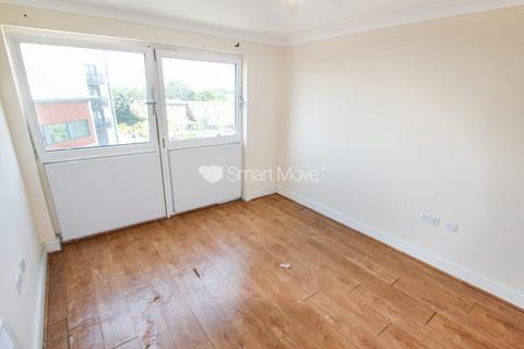 2 bedroom flat for sale, The Concourse, Edmonton, N9