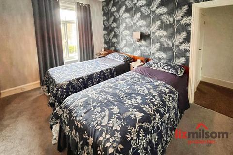 3 bedroom terraced house for sale, James Street, Swadlincote DE11