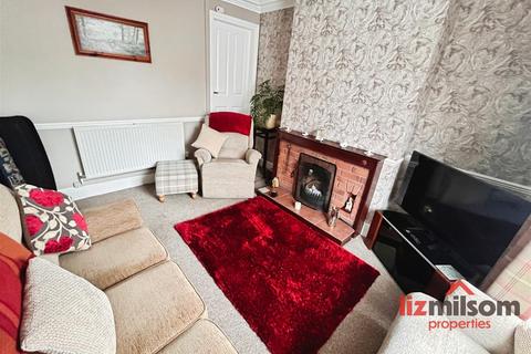 3 bedroom terraced house for sale, James Street, Swadlincote DE11