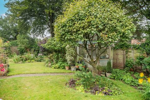 3 bedroom detached house for sale, Penryn Drive, Grayshott Road, Headley Down, Hampshire, GU35