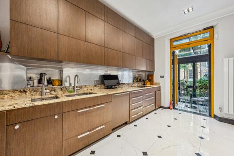 6 bedroom terraced house to rent, Neville Street, London, SW7