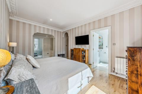 6 bedroom terraced house to rent, Neville Street, London, SW7
