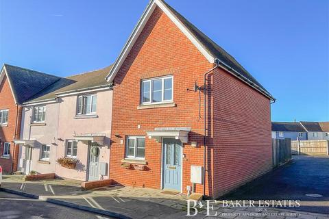 7 Britten Crescent, Witham, CM8 1QE