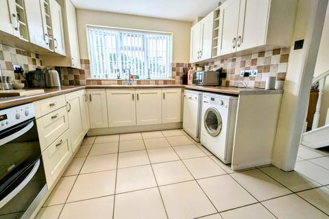 undefined, The Links, Bordon GU35