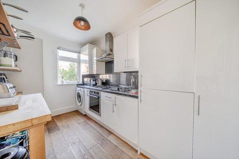 2 bedroom flat for sale, Mitcham Lane, London, SW16