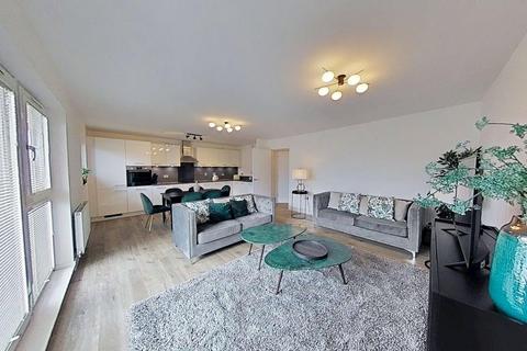 3 bedroom flat to rent, Meadowsweet Drive, Edinburgh, Midlothian, EH4