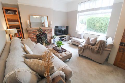 2 bedroom end of terrace house for sale, Upper Hibbert Lane, Marple
