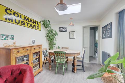 undefined, Shoebury Road, Southend-on-sea, SS3
