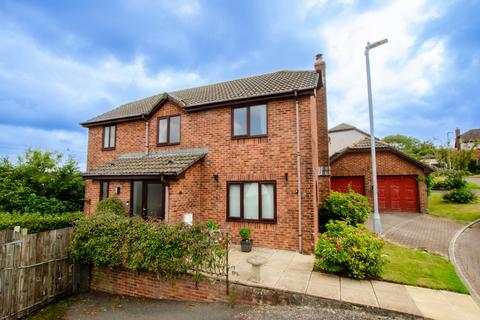4 bedroom detached house for sale, 3 Roseland Gardens, PL31 2EY Bodmin, Cornwall, UK