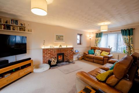undefined, 3 Roseland Gardens, PL31 2EY Bodmin, Cornwall, UK