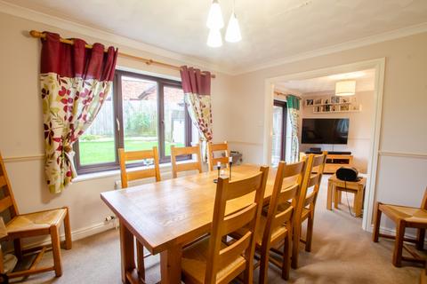 4 bedroom detached house for sale, 3 Roseland Gardens, PL31 2EY Bodmin, Cornwall, UK