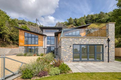5 bedroom detached house for sale, Exclusive, gated property above Cheddar