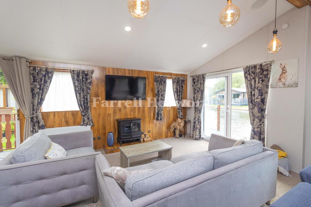 Open Plan Living 4