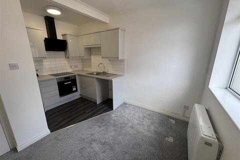 1 bedroom apartment to rent, Spinners End Drive, Cradley Heath, West Midlands