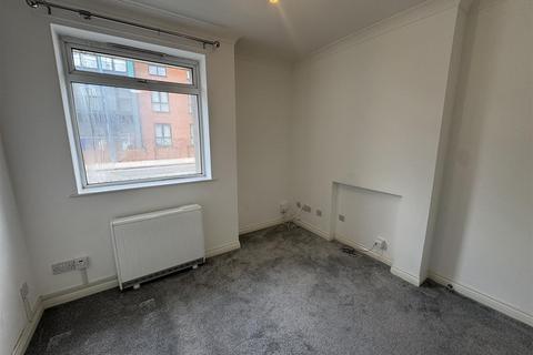 1 bedroom apartment to rent, Spinners End Drive, Cradley Heath, West Midlands