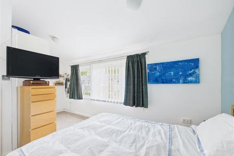 19 The Maples, Harlow, CM19 4QY