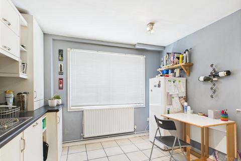 19 The Maples, Harlow, CM19 4QY