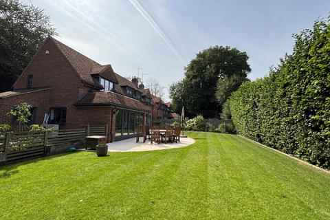 Timberline Thornfield, Stoke Row, Henley-on-thames, RG9 5BF