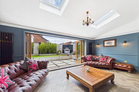 5 bedroom detached house for sale, Abbots Way, North Shields