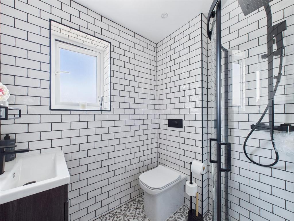 En-suite.jpg