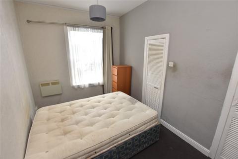 17 Temple Crescent, Leeds, LS11 8BG