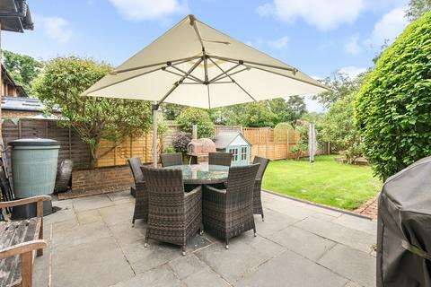 undefined, The Park, Surrey SM5