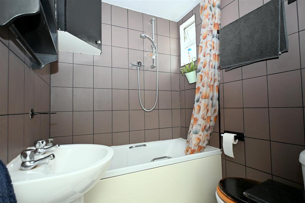 Ground Floor Bathroom