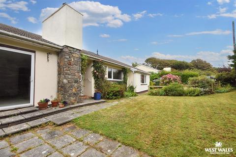 4 bedroom detached bungalow for sale, Meadow Lane, Nolton Haven, Haverfordwest