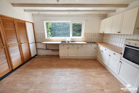 4 bedroom detached bungalow for sale, Meadow Lane, Nolton Haven, Haverfordwest