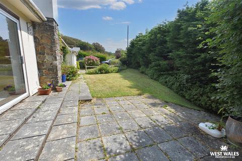 4 bedroom detached bungalow for sale, Meadow Lane, Nolton Haven, Haverfordwest
