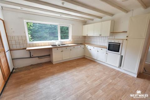 4 bedroom detached bungalow for sale, Meadow Lane, Nolton Haven, Haverfordwest