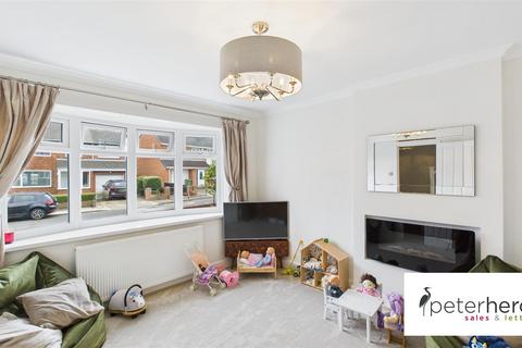 29 Warwick Drive, Sunderland, SR3 3PU