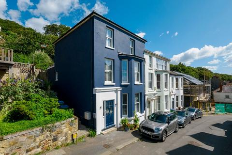 The Crescent, Sandgate, CT20