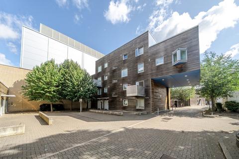 1 bedroom flat for sale, Normandy Place, Bourbon Lane, London, W12