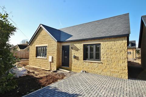undefined, Milestone Road, Carterton, OX18