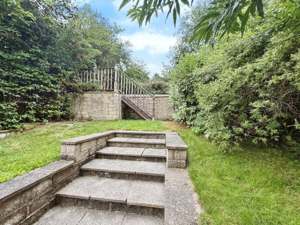 Pbox-garden-314039.jpg