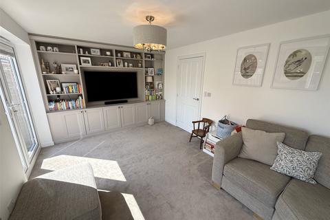 5 Blake Close, Hethersett, Norwich, NR9 3GS