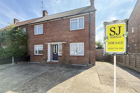 10 Normandy Avenue, Burnham-on-crouch, CM0 8JR