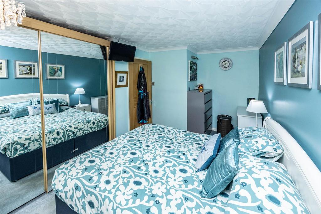 19 OLDWake-010825-16.jpg