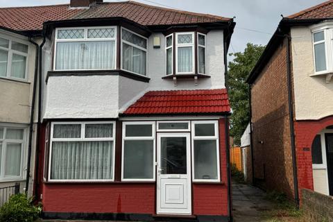 3 bedroom semi-detached house for sale, 3 Bedroom Semi Detached House – Oaklands Avenue, Edmonton N9