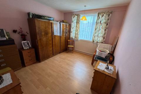 3 bedroom semi-detached house for sale, 3 Bedroom Semi Detached House – Oaklands Avenue, Edmonton N9